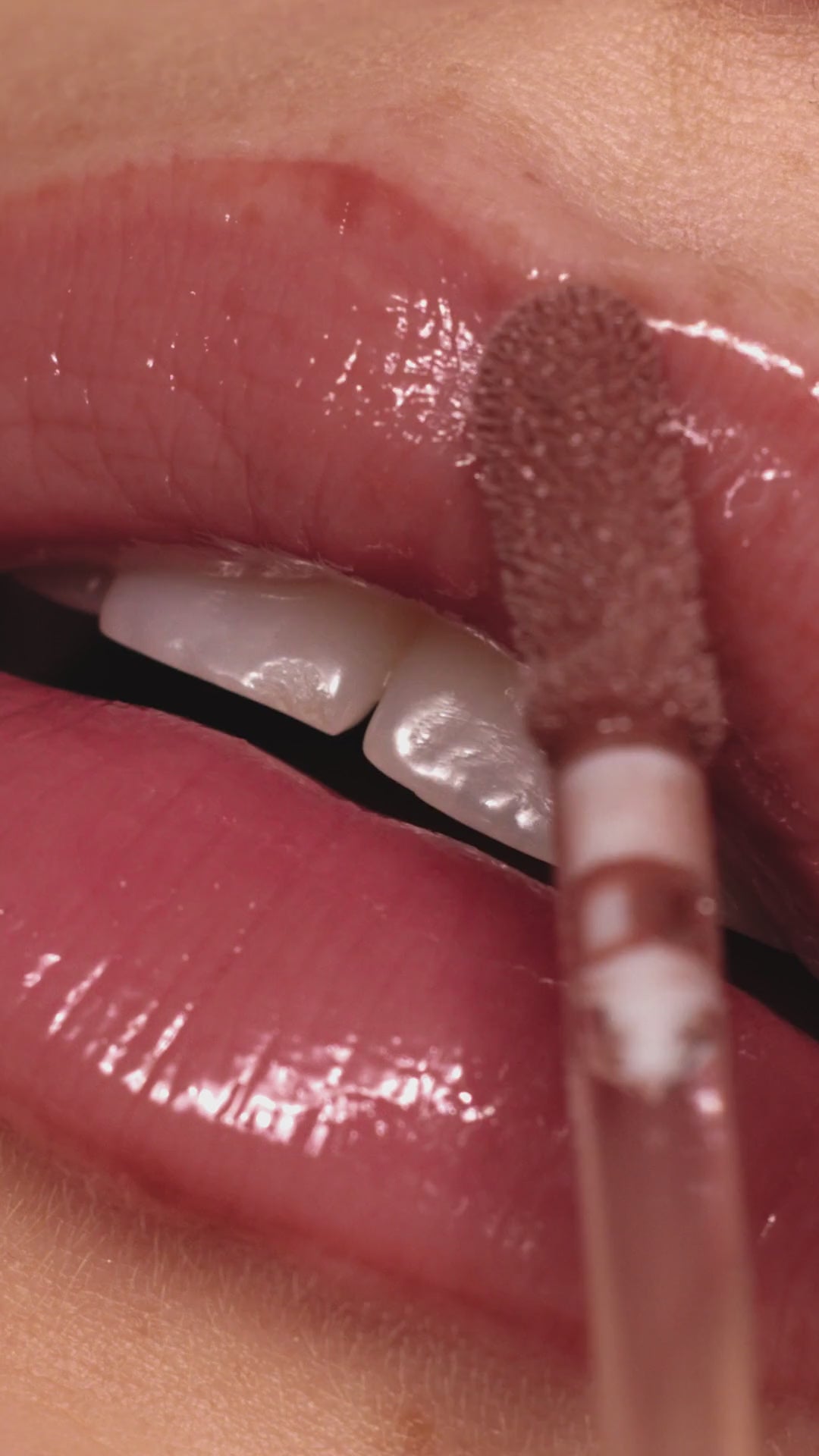 Pout Glaze High-Shine Hyaluronic Lip Gloss (Ana Sofia) Main Image 2