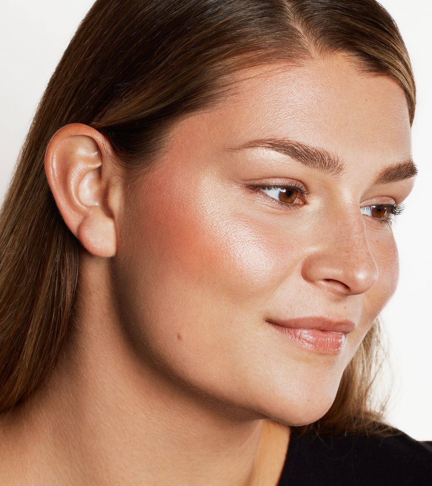 Glow Get It Highlighting Powder (Bright Champagne) Main Image featured